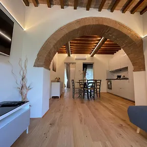 Apartment Casa Di Elena, Montalcino