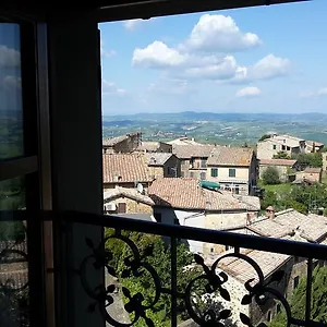 Lägenhetshotell Residenza Palazzo Saloni, Montalcino